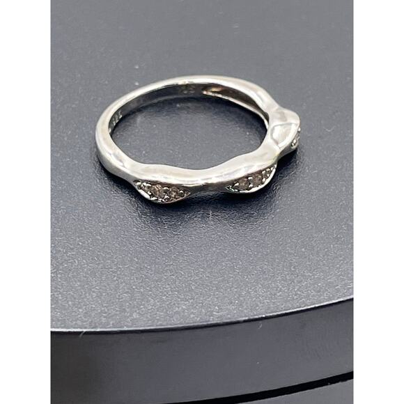 JS Sterling Silver Triple Stationed Wavy Diamond Accented
Band 925, 7.5, 2.1 gr - Picture 9 of 9